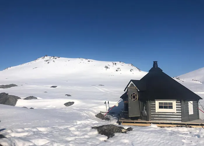 Cozy Small House With Amazing View *