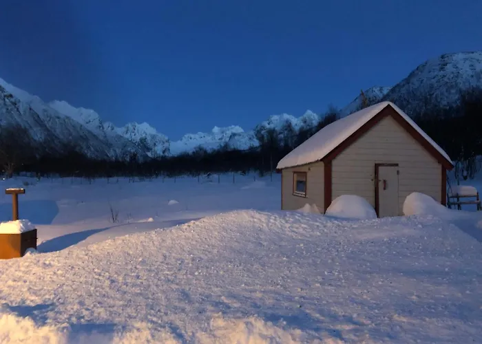Дом отдыха Cozy Small House With Amazing View *